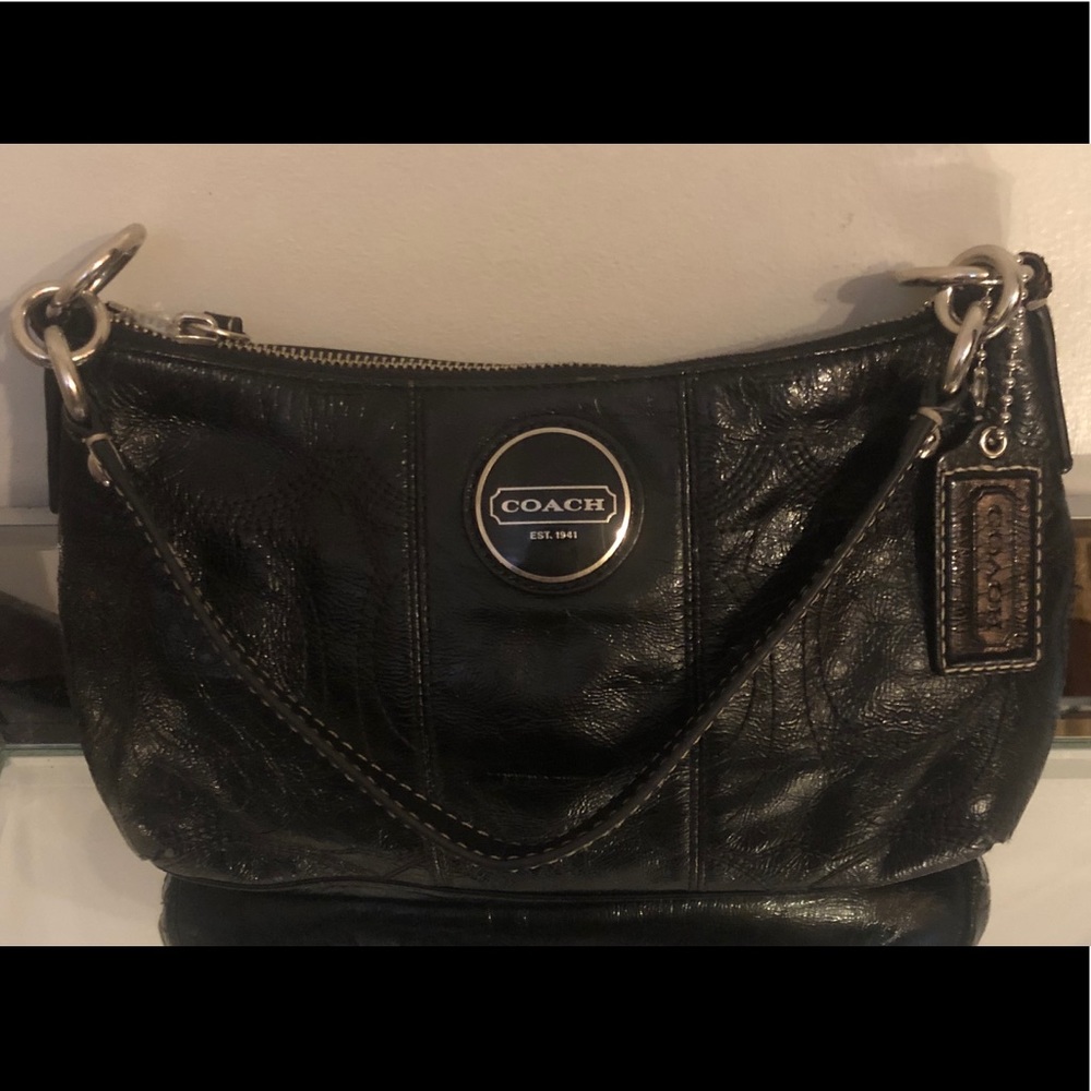 Coach Signature Embossed C Logo Black Shoulder bag - Picture 4 of 8